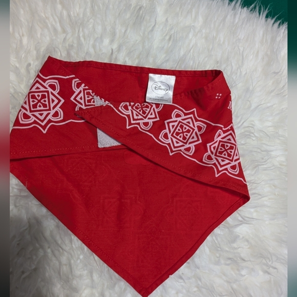 Disney Mickey Mouse Red Kids Bandana Bib - Picture 3 of 3